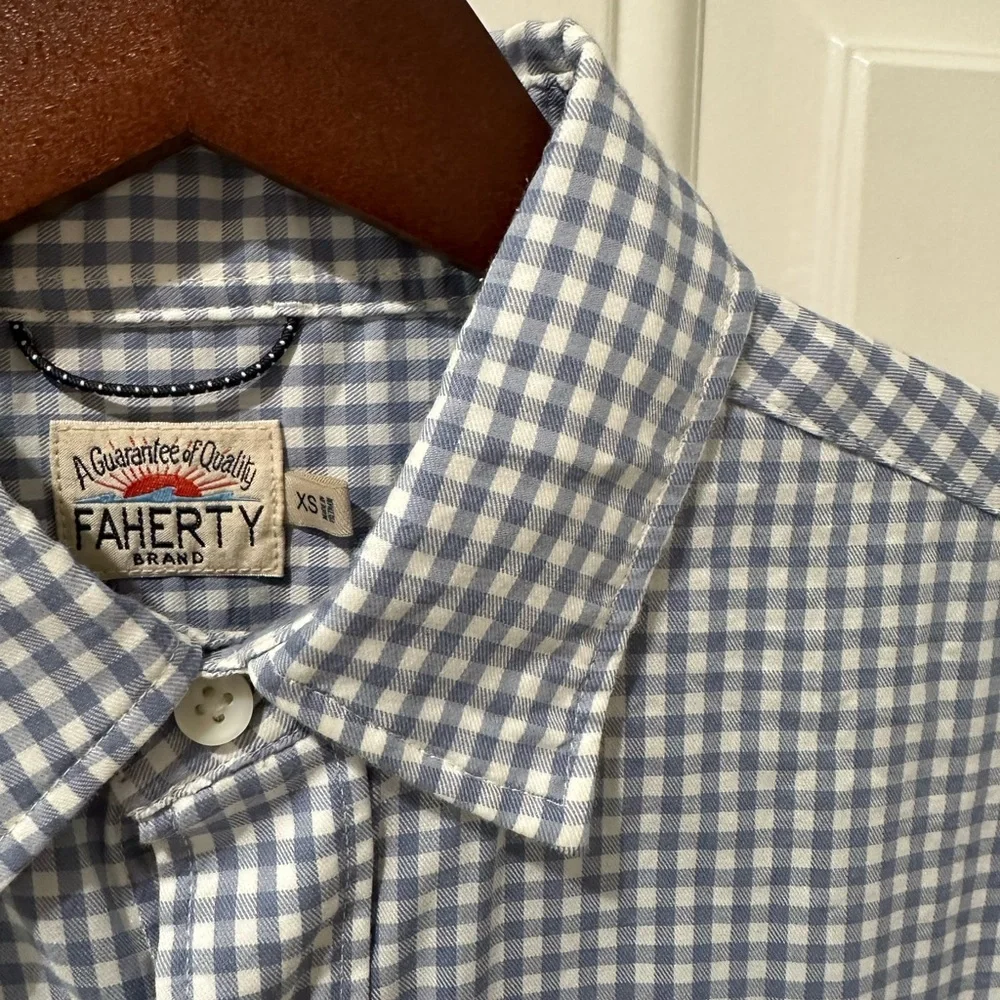 Faherty button down - Picture 2 of 2